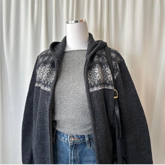 WOOLRICH Fair Isle Snowflake pattern full-zip hooded wool sweater women’s Large. - Picture 4 of 8